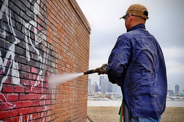 Dustless blasting on sale graffiti removal